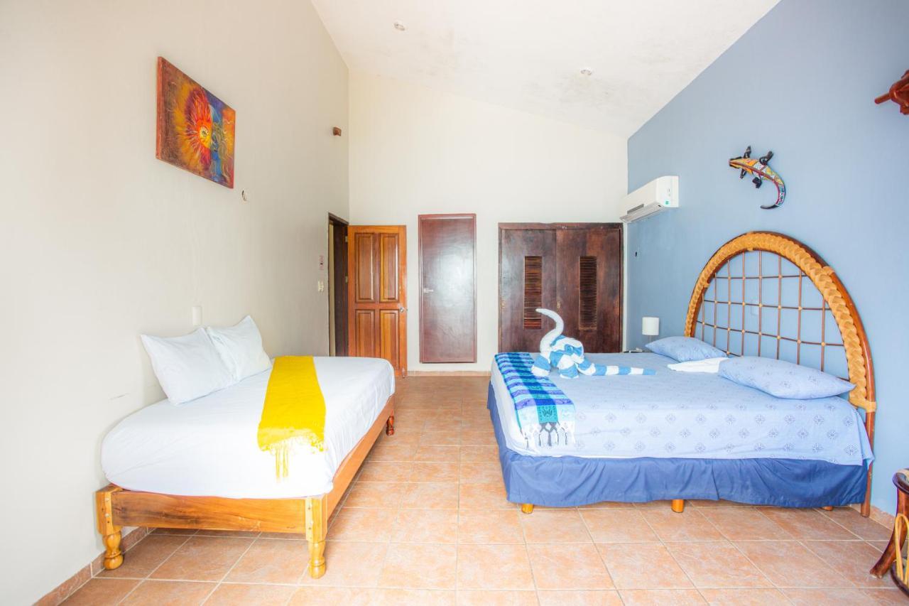 Casa Sol Y Luna Bacalar Bed & Breakfast Bagian luar foto